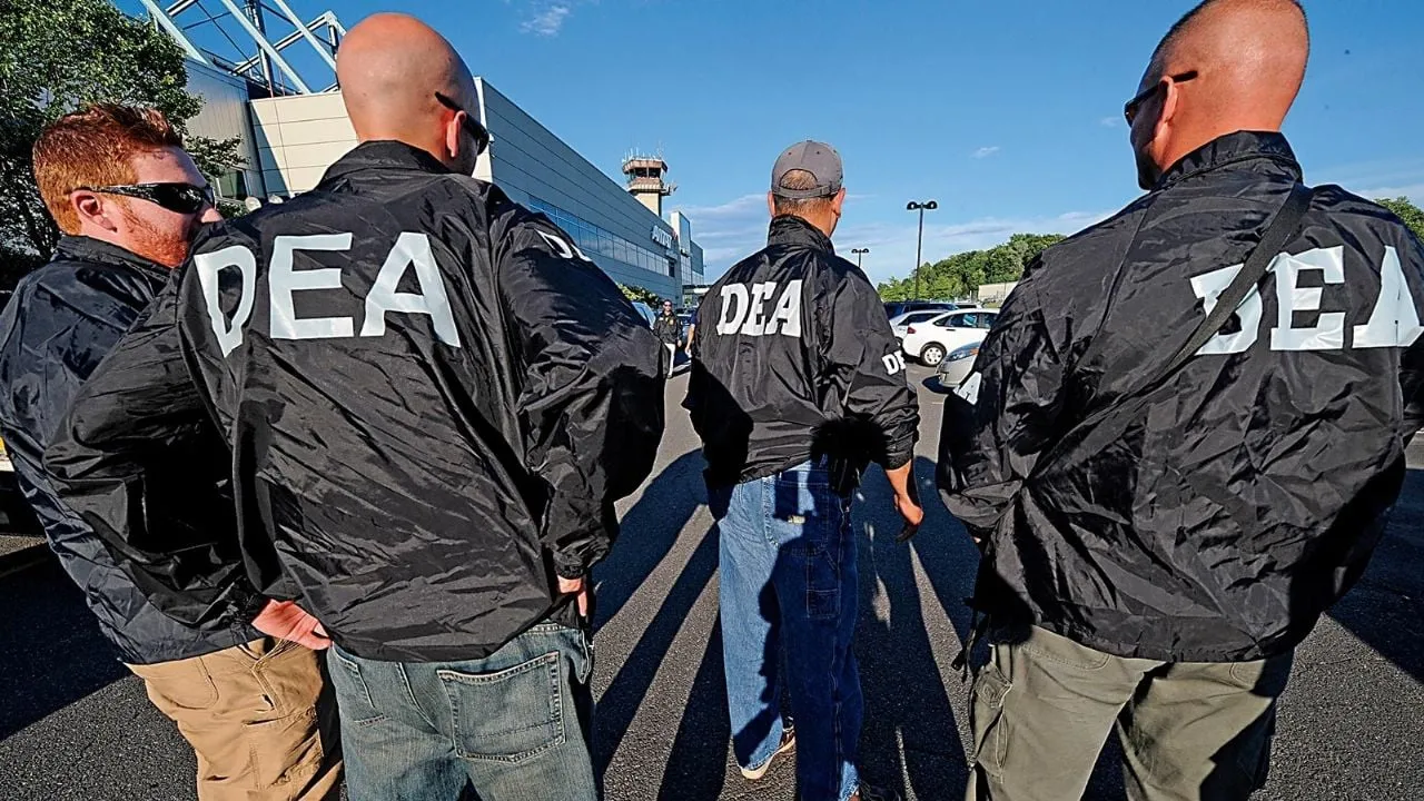 DEA sostiene que cárteles mexicanos son los perpetradores del "inmenso daño" a los estadunidenses