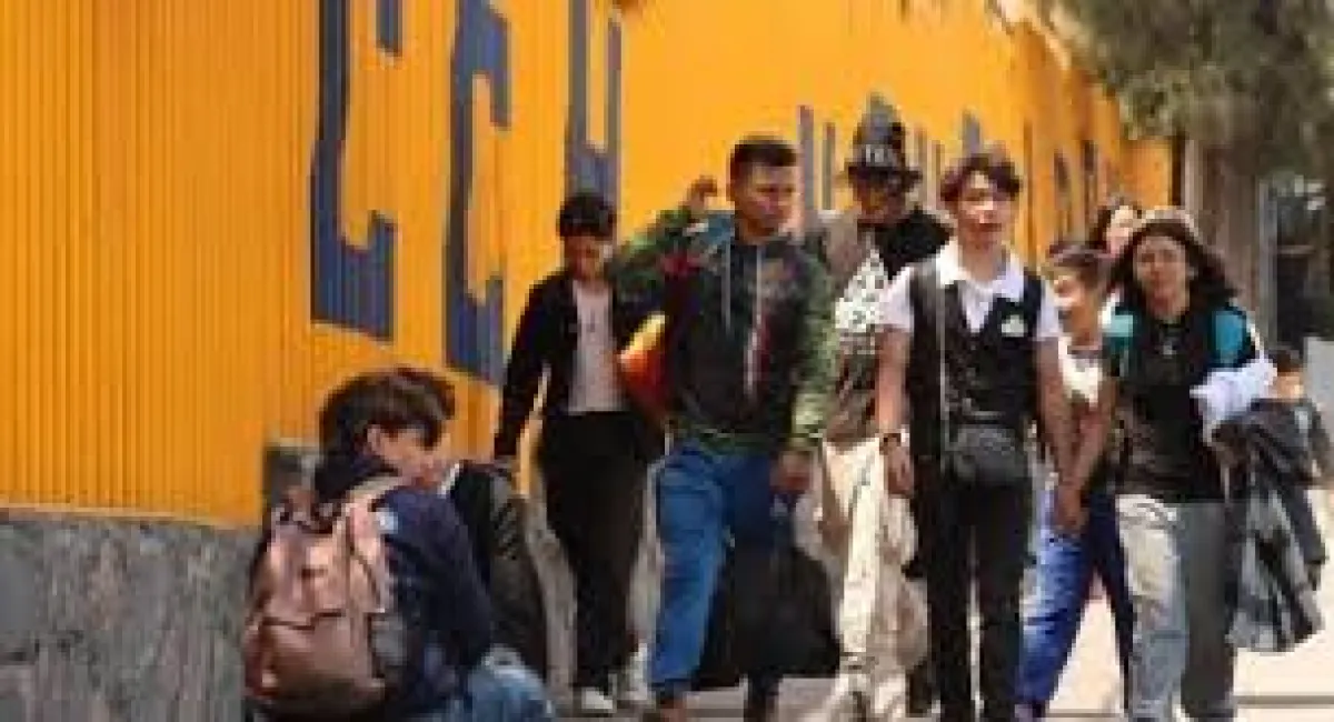 Concluyen mesas de diálogo en CCH Sur; 38 planteles de la UNAM reanudan clases