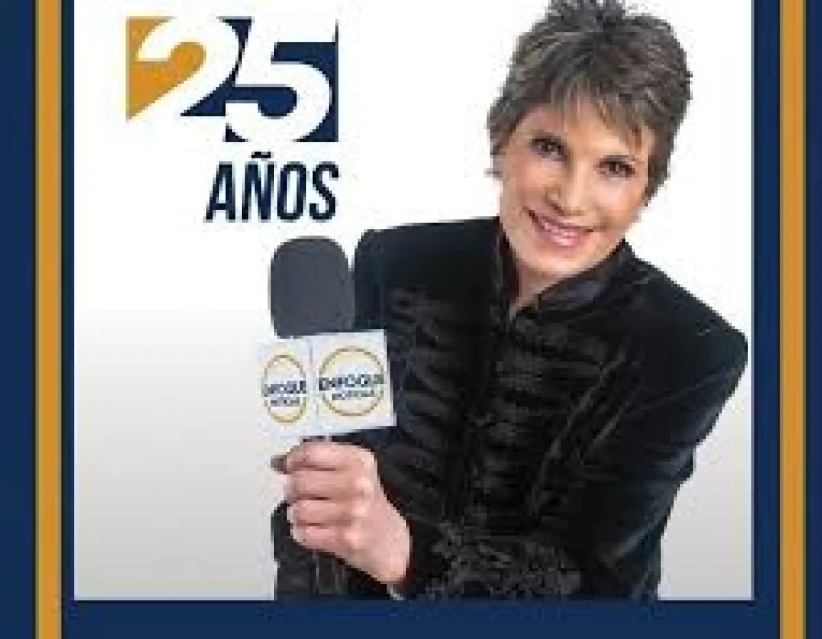 Adriana Pérez Cañedo se despide de “Enfoque Noticias” tras 25 años al aire