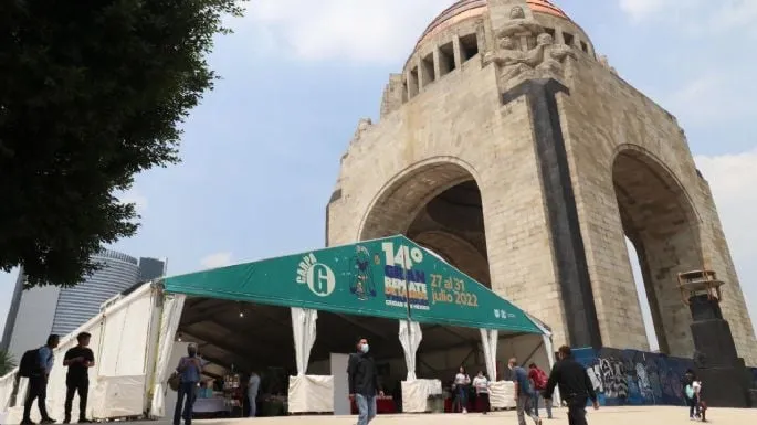 Las vacaciones, el motivo para el 18º Gran Remate de Libros en la CDMX