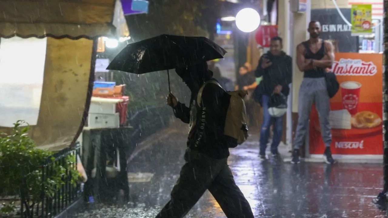 Lluvias fuertes en 19 estados el jueves; la onda de calor terminará en estas entidades