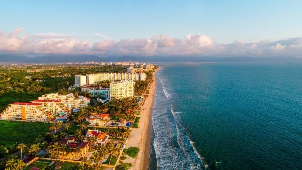 Comunidad LGBT cambia fiesta de año nuevo 