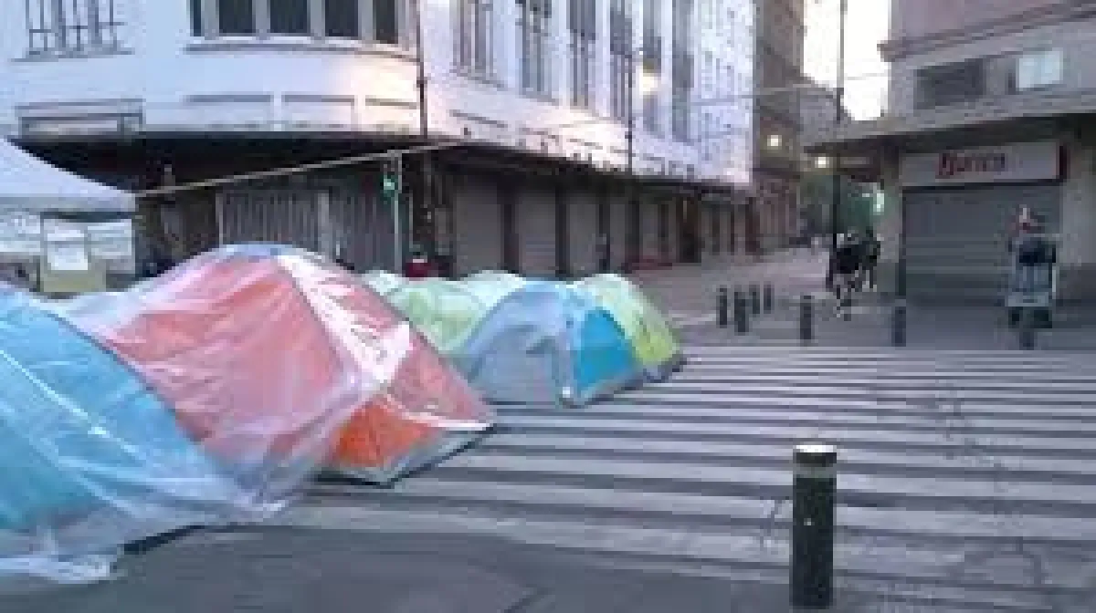 Artesanos indígenas mantienen bloqueo por tercer día en el Centro Histórico de la CDMX