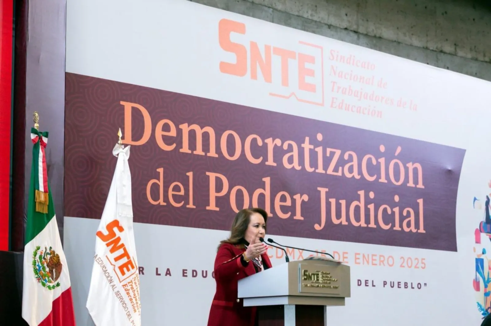 El SNTE y la ministra Yasmín Esquivel piden a maestros difundir la reforma judicial