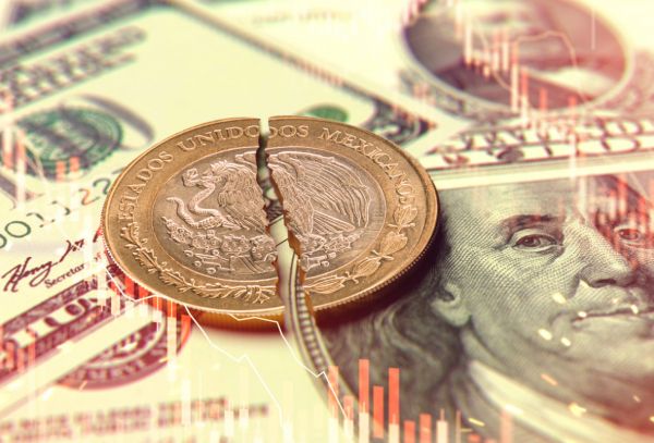 Peso mexicano inicia la semana con su peor nivel en 3 meses