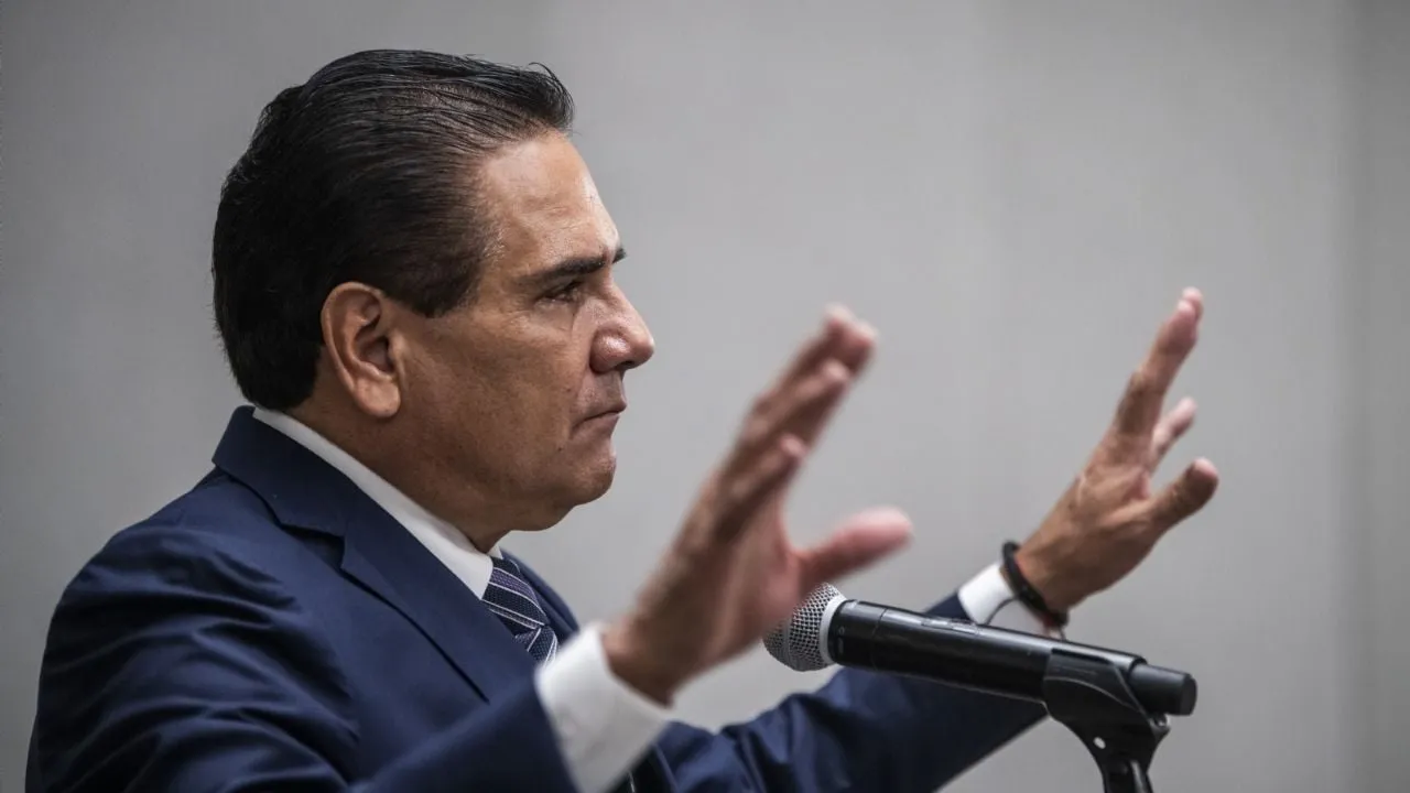 FGR amaga a jueza por caso Aureoles