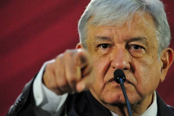 AMLO acude a la SCJN por suspensión provisional de ley eléctrica