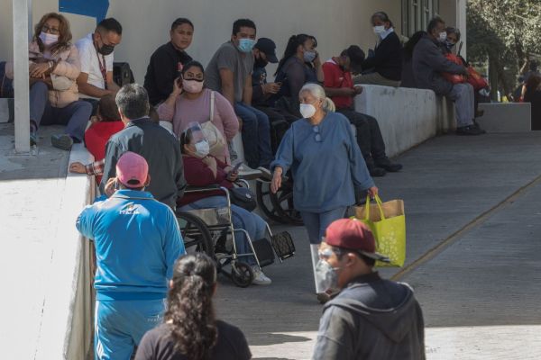 CDMX “sin bajar la guardia” continuará en semáforo naranja