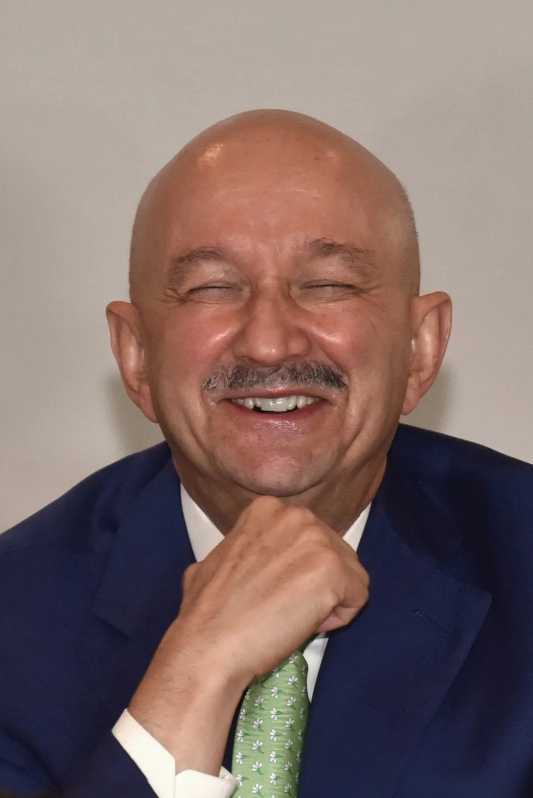Esta es la razón por la que Sheinbaum no se refiere a Salinas de Gortari como presidente