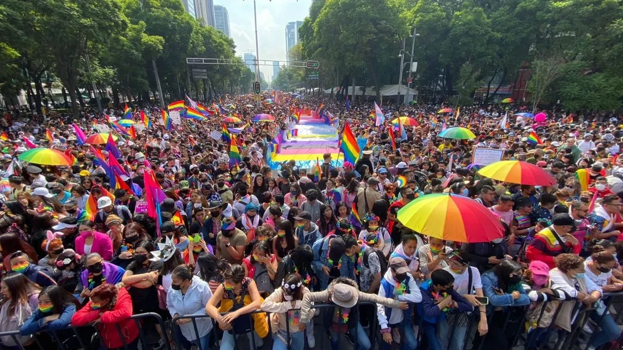 Tendencia de suicidio en comunidad LGBT no ha disminuido en tres años: México Vivo
