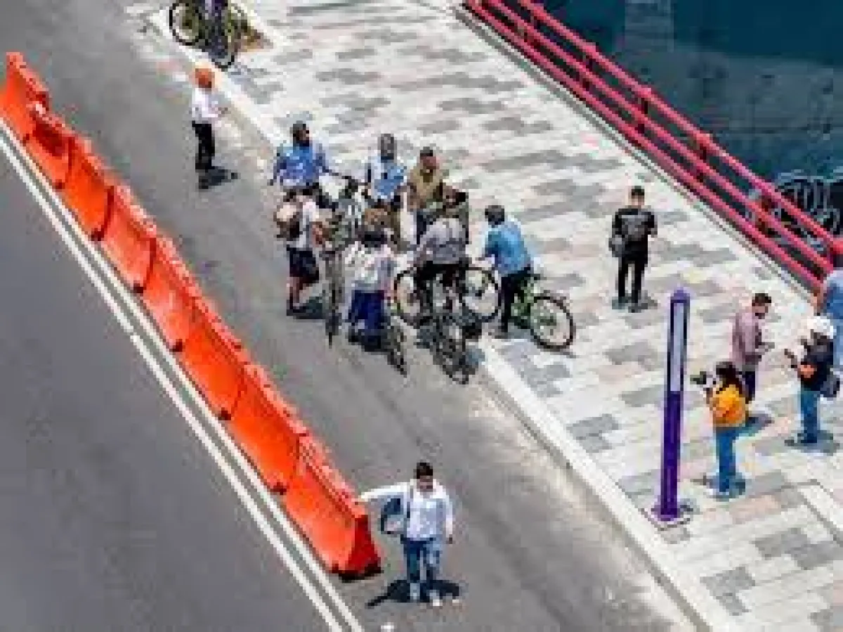 Registran retrasos en ciclovía de Tlalpan; obra avanza 25% a 47 días de su entrega