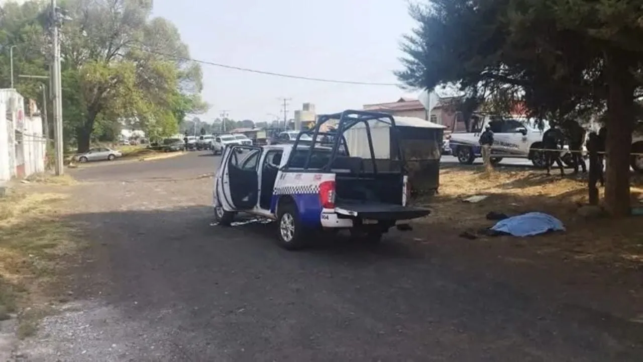 Ataque armado en Tingüindín, Michoacán, deja dos policías muertos