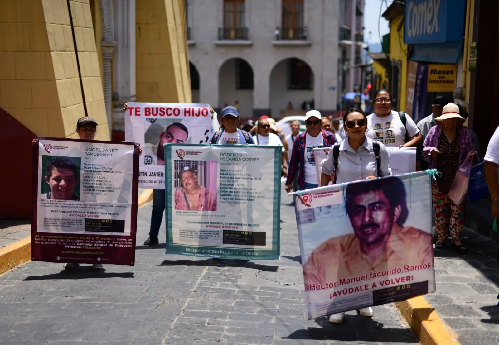 Bloquean instalaciones de la Comisión de Búsqueda de Veracruz para exigir mejor desempeño