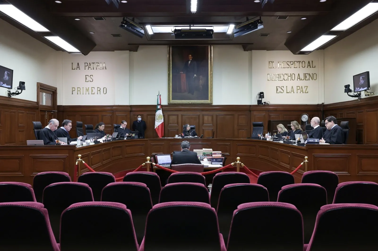 Ante su próxima desintegración, la Suprema Corte podría reducir sesiones