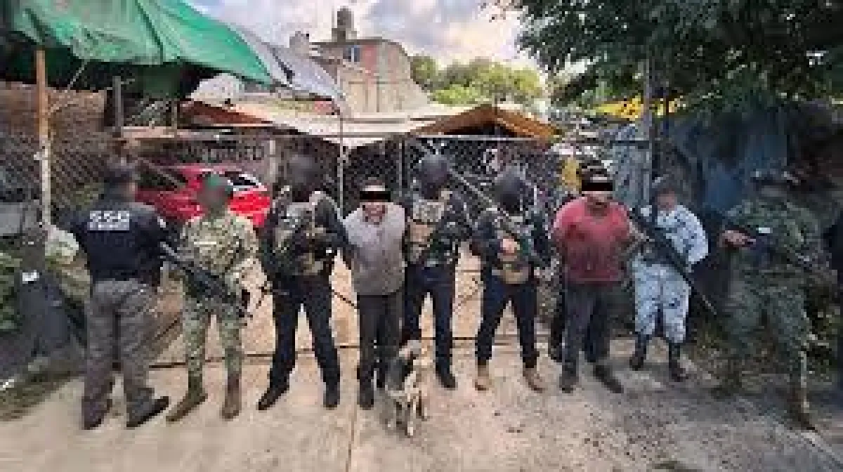 Cateo en Xochimilco deja dos detenidos y asegura autopartes presuntamente robadas