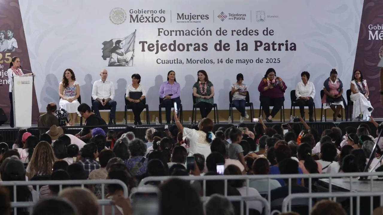 “¡Seguridad, seguridad!”, gritan mujeres a Sheinbaum durante acto público en Cuautla (Video)