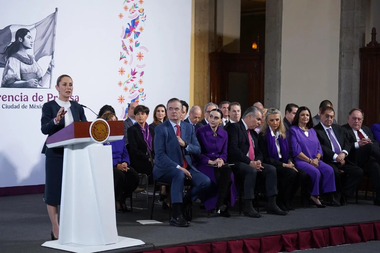 Sheinbaum presenta consejo asesor para el desarrollo económico y relocalización